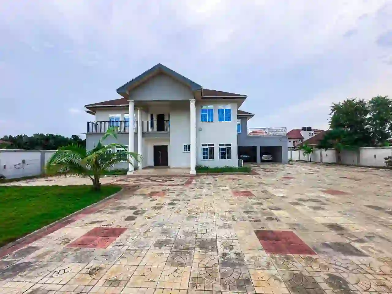 4 bedroom house for sale in teshie