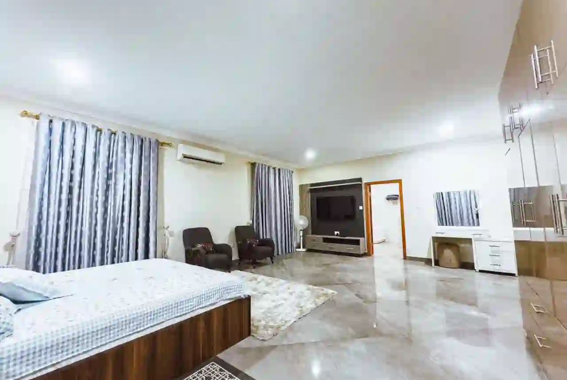 3 bedroom apartment for rent in East Legon