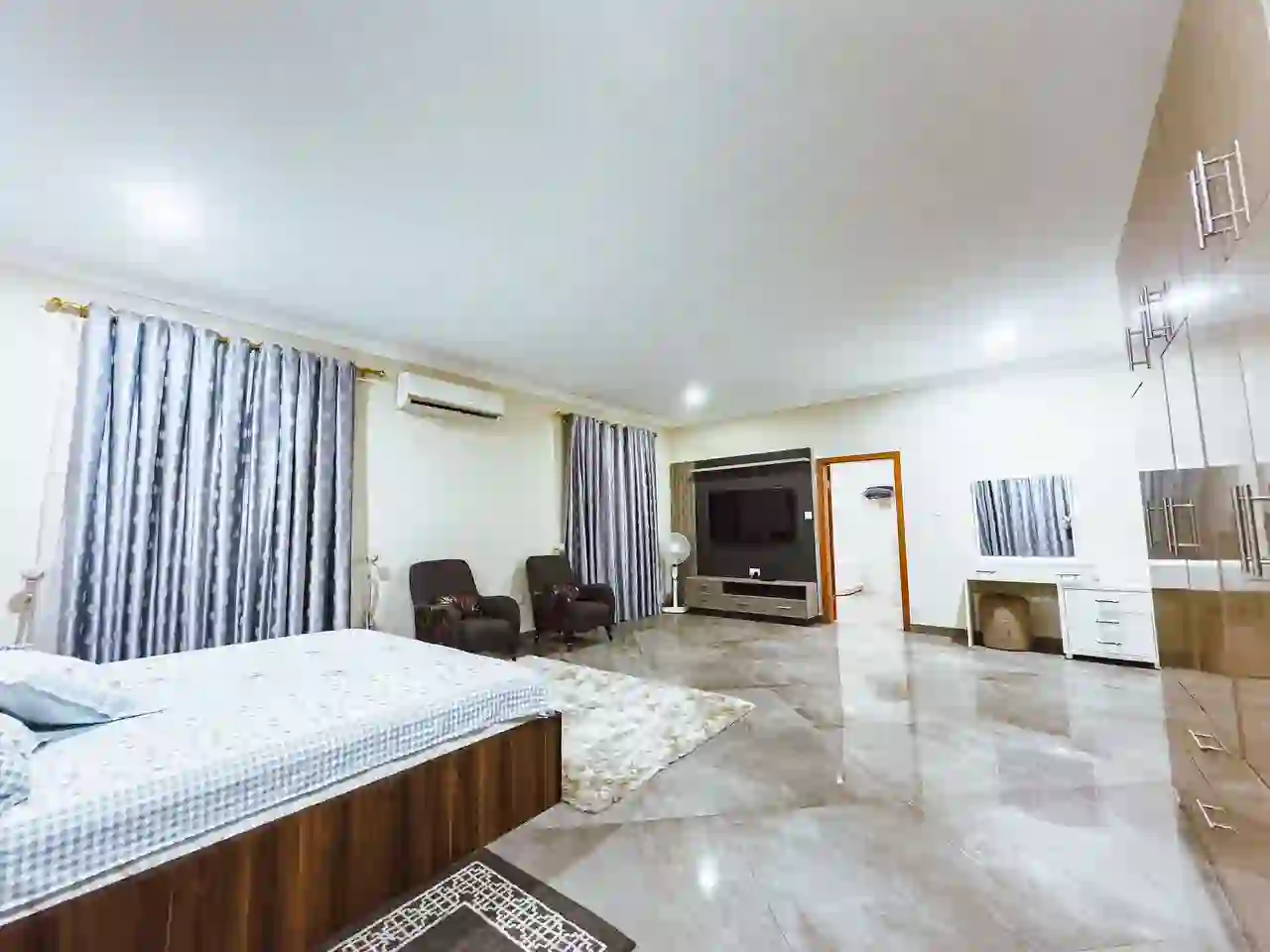 3 bedroom apartment for rent in East Legon