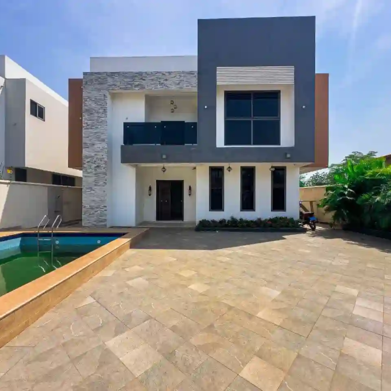 4 bedroom house for sale nmai dzorn