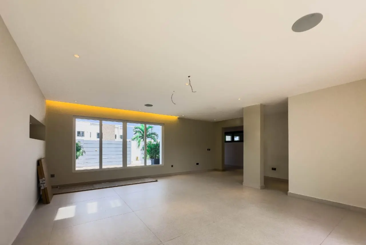 5 bedroom house for sale in East Legon