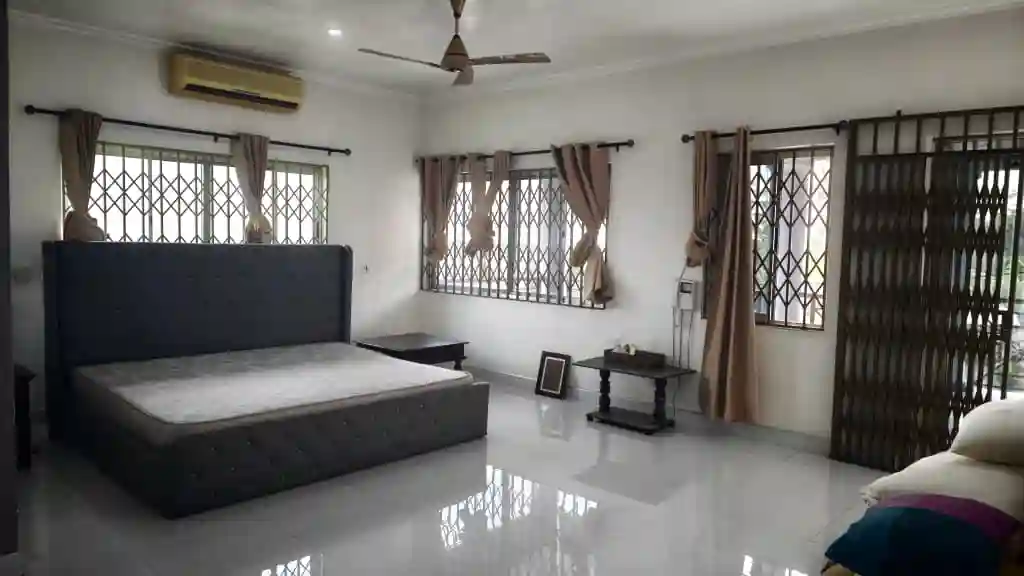 Cheap 5 bedroom house for sale aburi