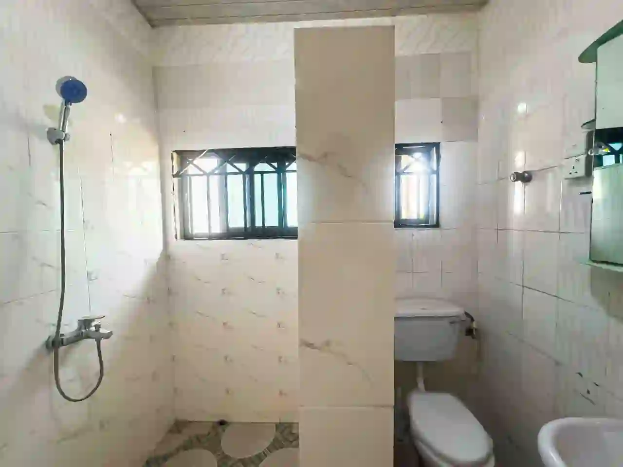 3 bedroom house for rent in mccarthy hill