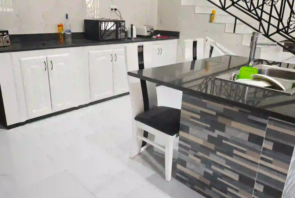 Cheap 5 bedroom house for sale aburi