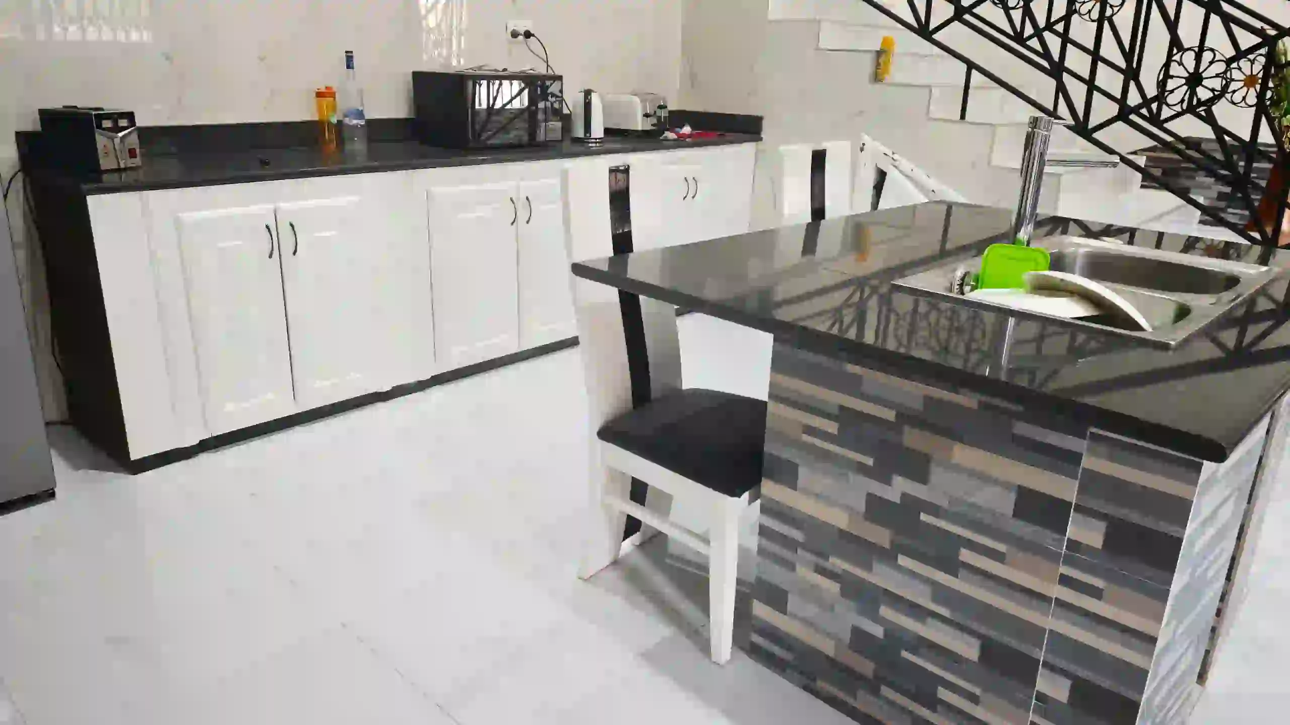 Cheap 5 bedroom house for sale aburi