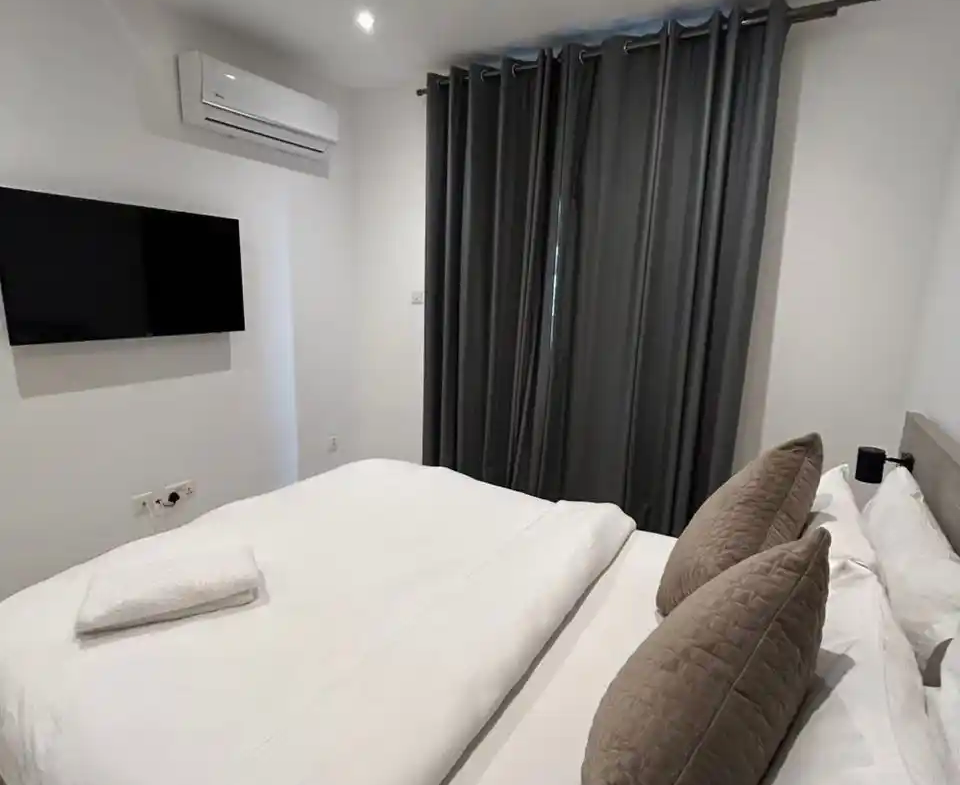 One bedroom apartment for rent loxwood