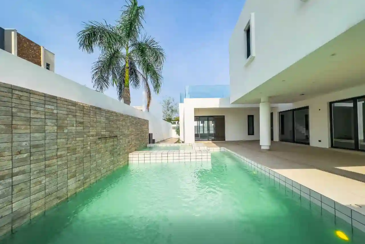 5 bedroom house for sale in East Legon