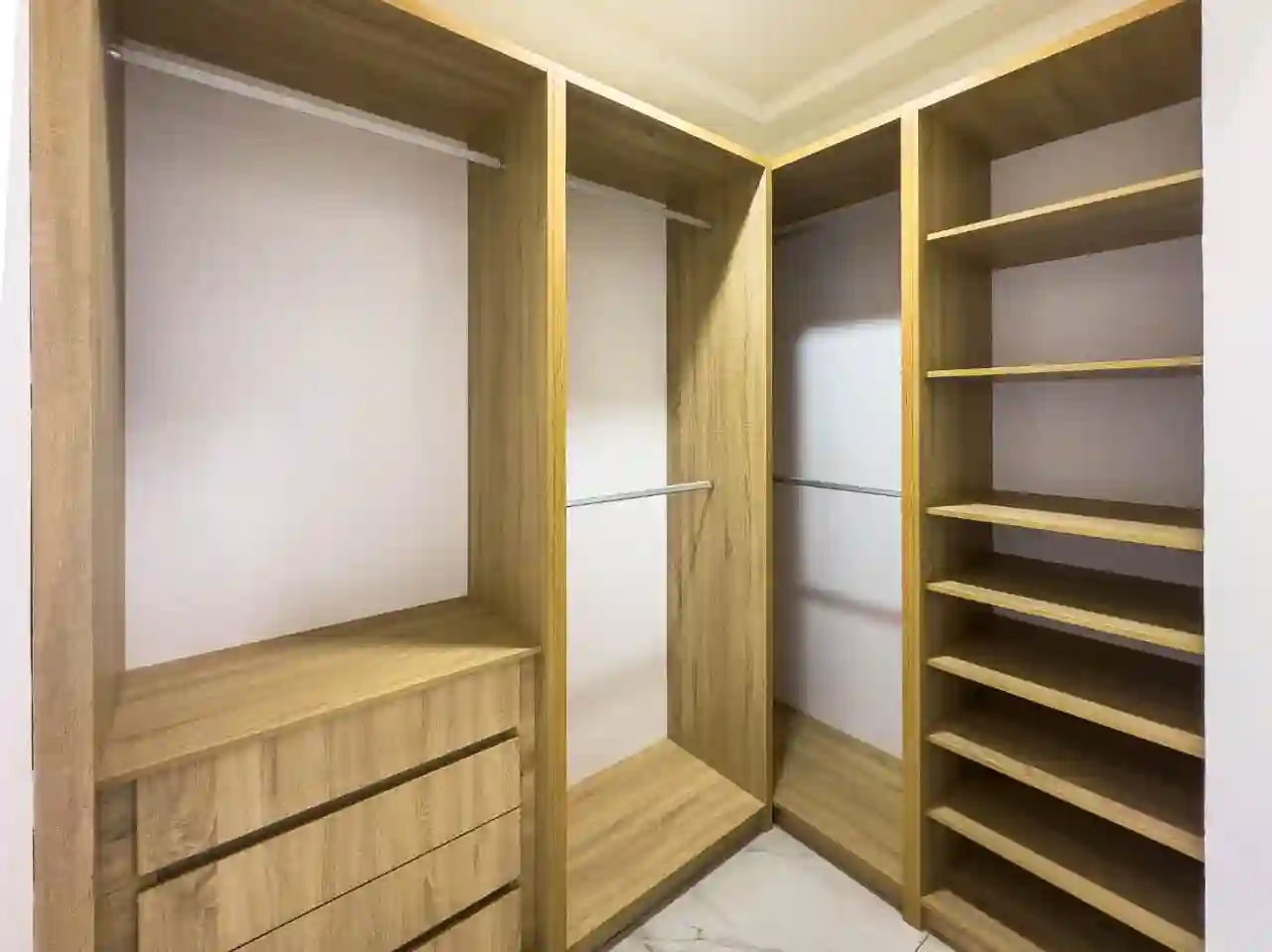 4 bedroom house for sale nmai dzorn