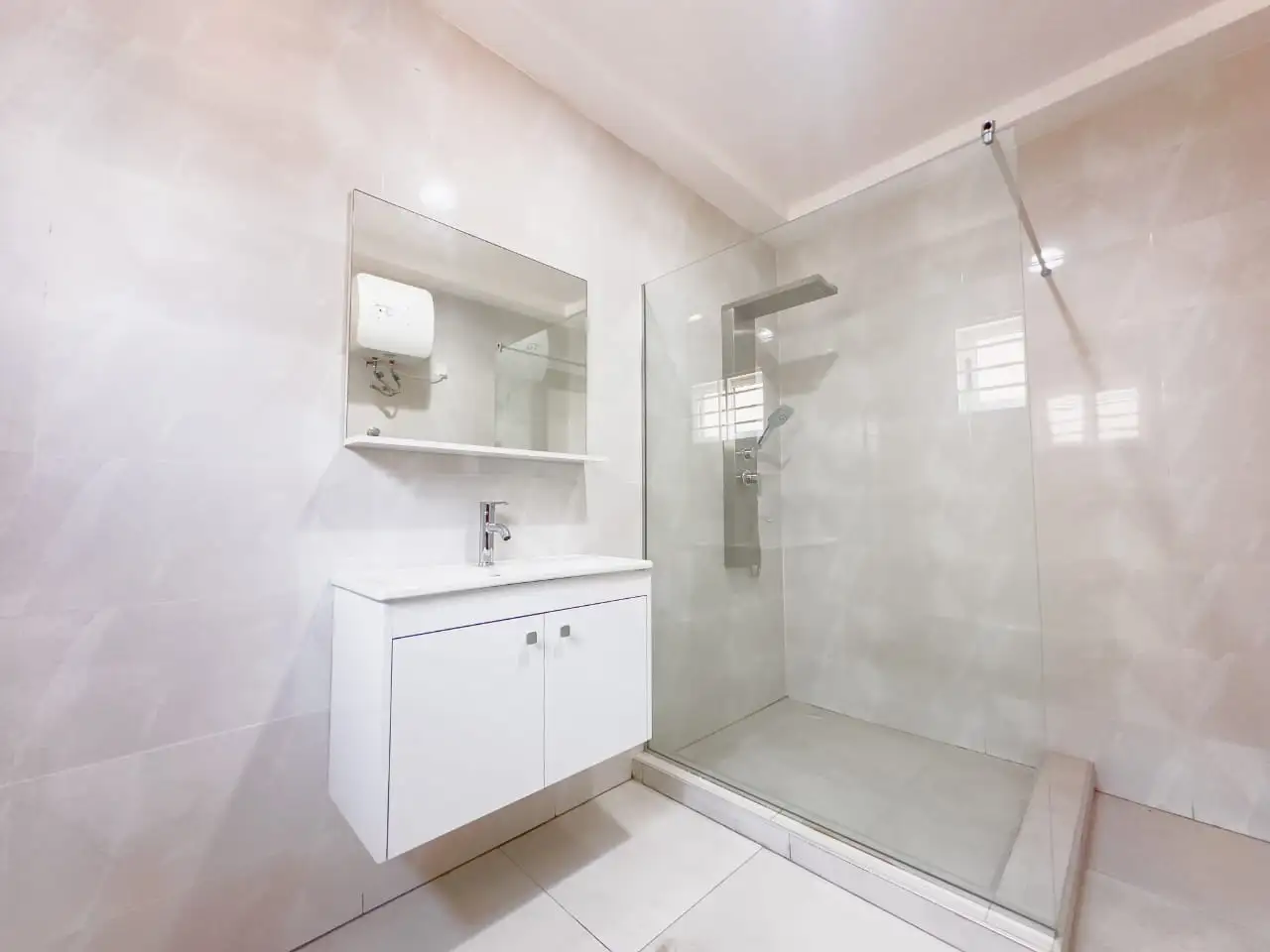 3 bedroom House for rent in Achimota
