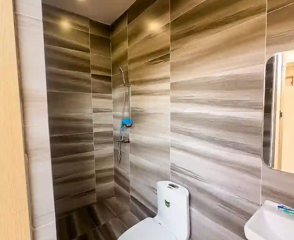 4 bedroom house for sale adjiringanor