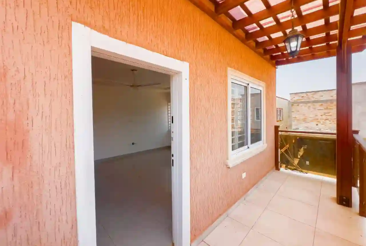 3 bedroom House for rent in Achimota