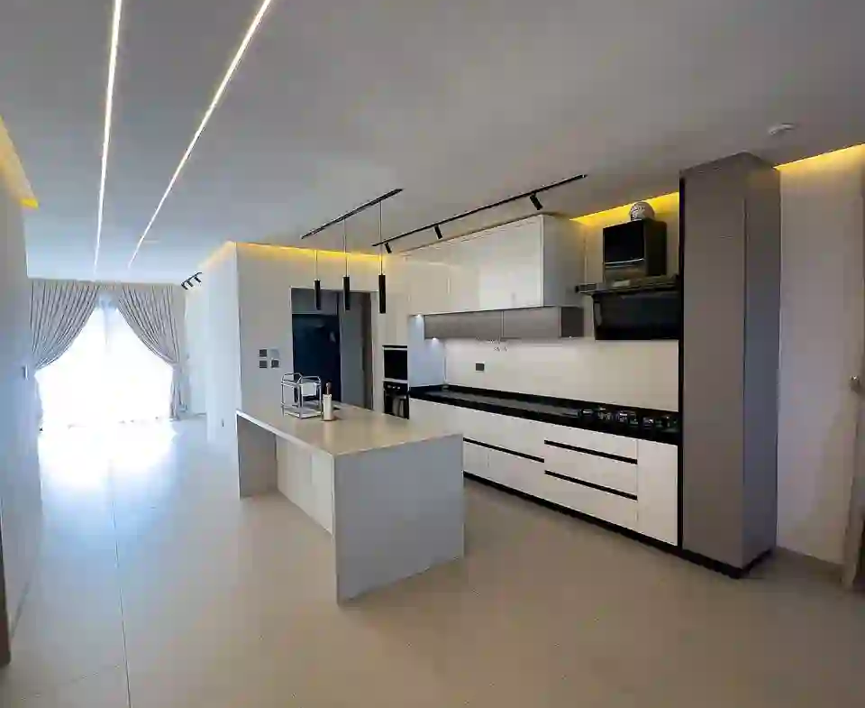 4 bedroom house for sale adjiringanor