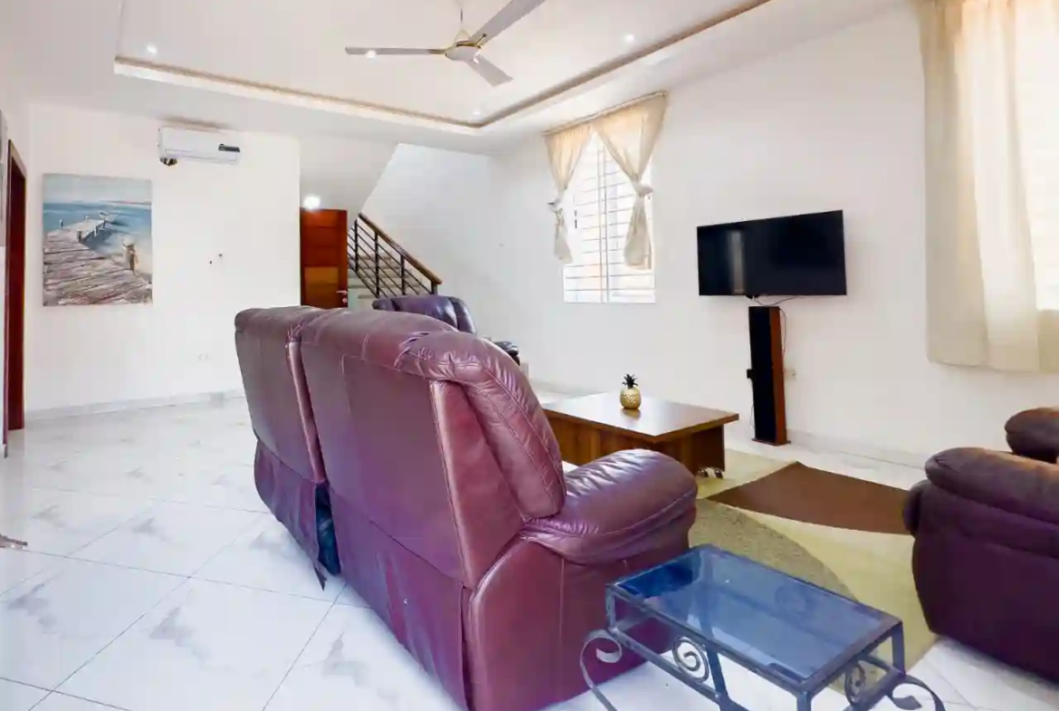 3 bedroom House for rent in Achimota