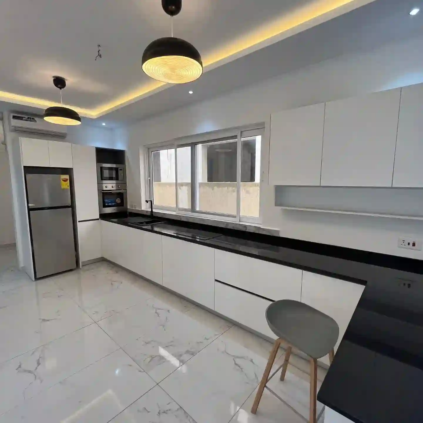 4 bedroom house for sale east airport