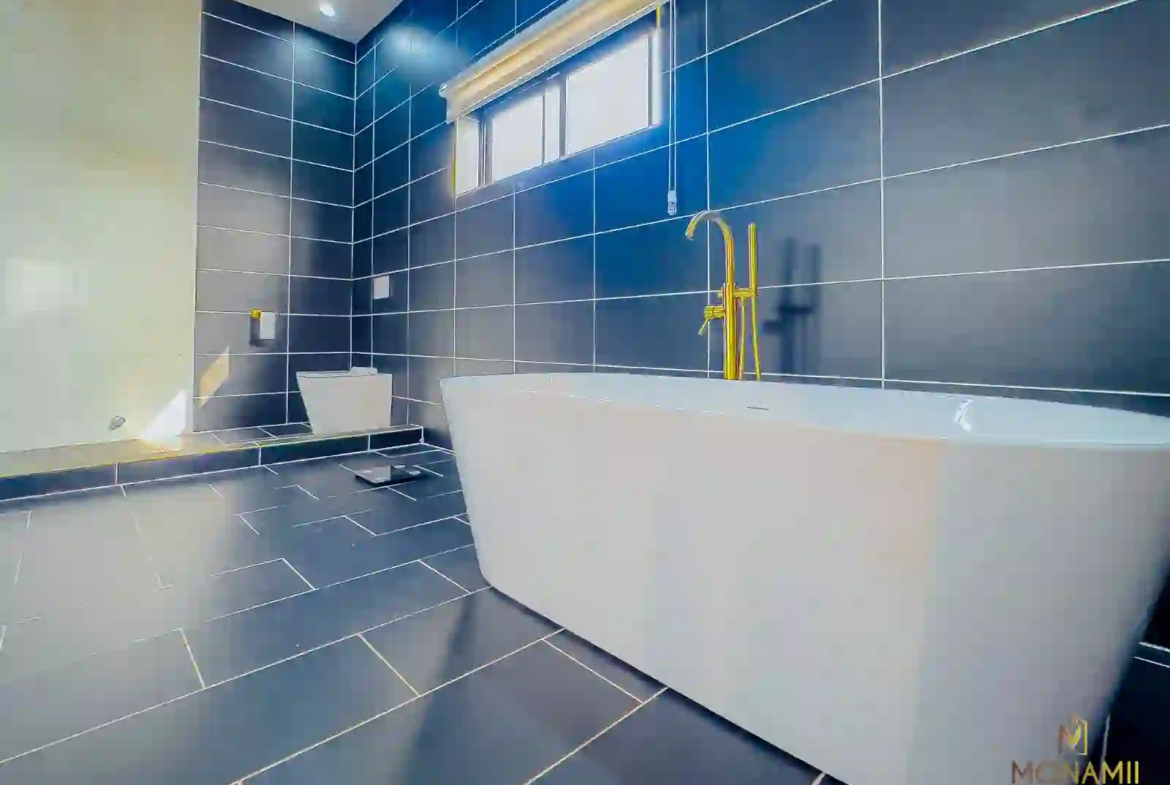 6 bedroom house for sale at east legon hills in ghana