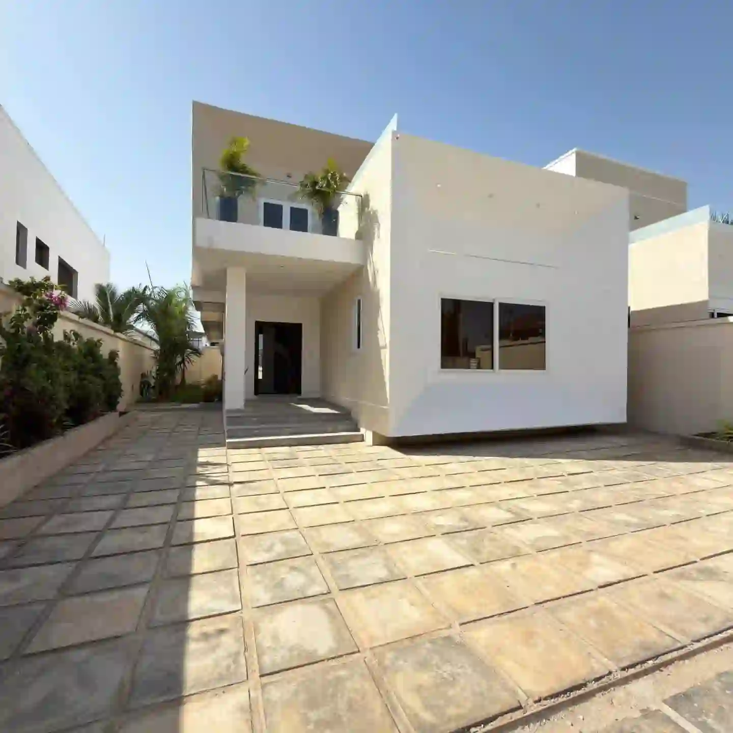 4 bedroom house for sale east airport
