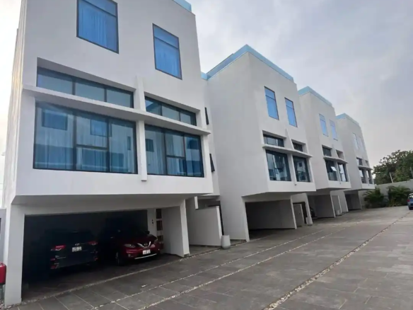 4 bedroom house for rent in East Legon