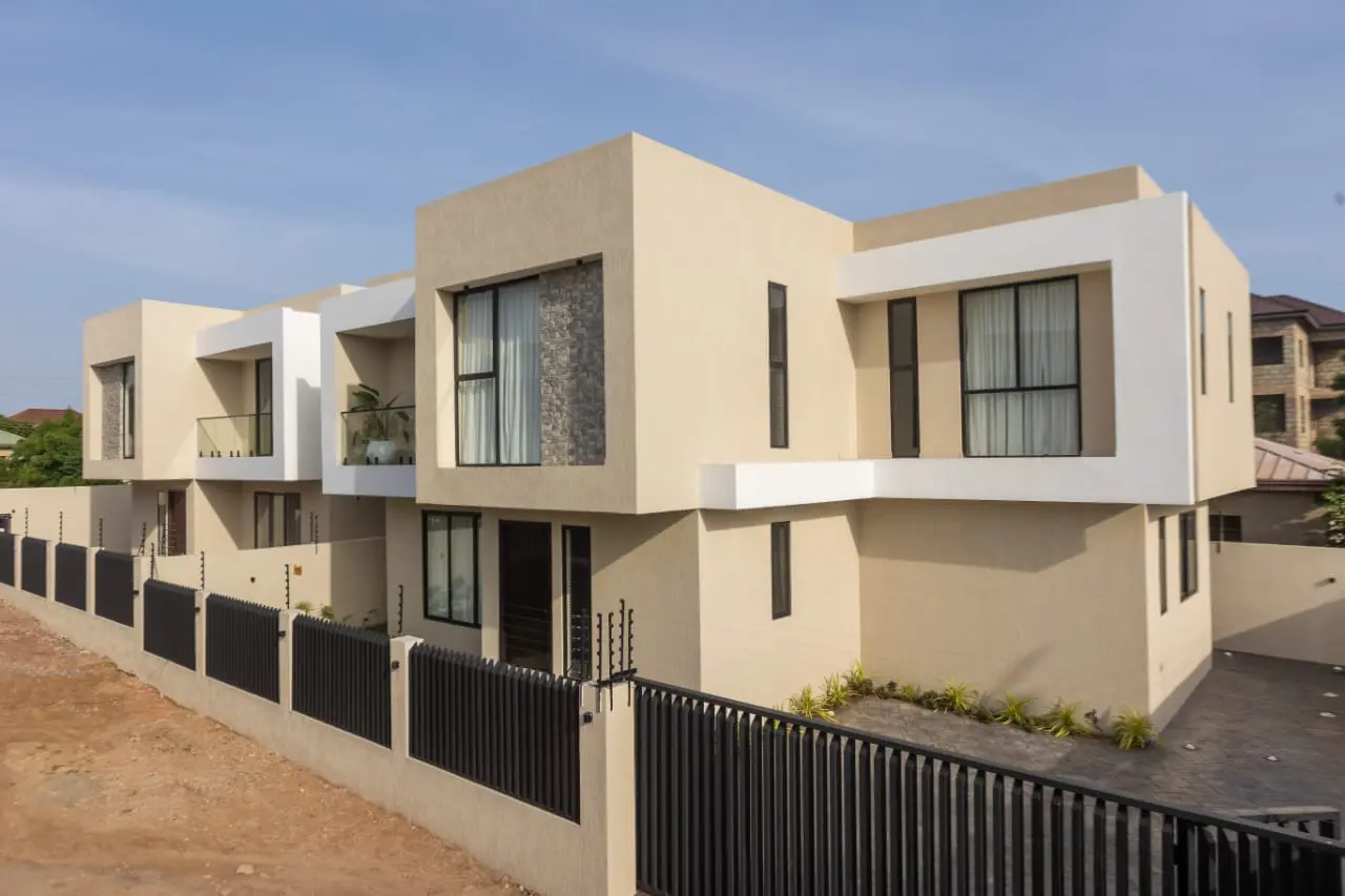 4 bedroom house for sale at Oyarifa Oyarifa houses for sale Cheap oyarifa houses for sale Can I buy a house in Ghana and pay it monthly? Can a foreigner buy a house in Ghana?